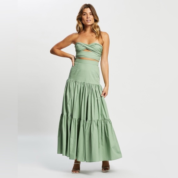 Runaway The Label Ayla Sage Green Crop Top & Maxi Skirt Set - Size Medium, US 6 - Picture 1 of 14